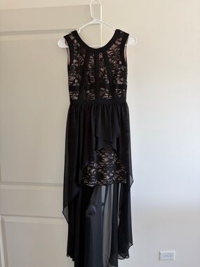 Black Lace High-Low Formal Dress